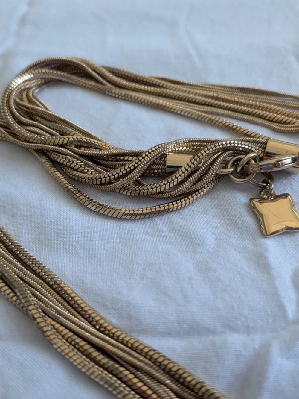 🌸 Banana Republic 5 Strand Rope Length Snake Chain w/Dangle Pendant in Gold